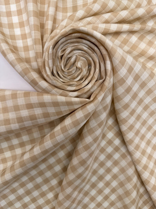 Attēls ar Itālijas viskozes un poliamīda audums bēšs rūtiņu raksts 130 g/m2 – pieejams Šarlotes audumi