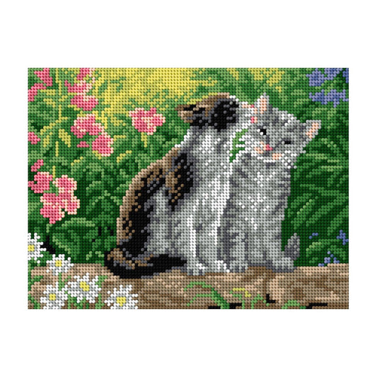 Siuvinėjimo kanva su atspausdintu raštu „Katės gėlių sode“, 18 × 24 cm – galima įsigyti internetu „Šarlotes audumi“
