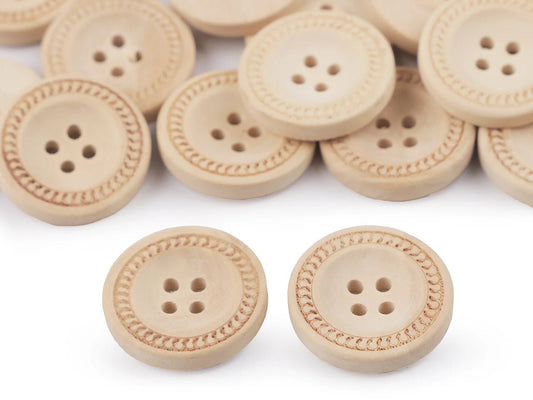 Attēls ar Koka pogas ar 4 caurumiem, 23 mm – pieejams Šarlotes audumi