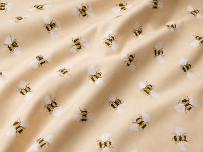 Image de jersey de coton - abeilles 200 g/m² – disponible chez Šarlotes audumi