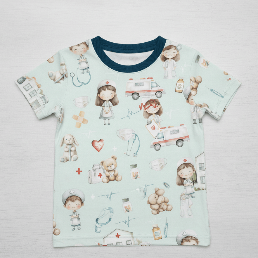 Attēls ar Kokvilnas trikotāža - mazie ārsti 200 g/m² – pieejams Šarlotes audumi