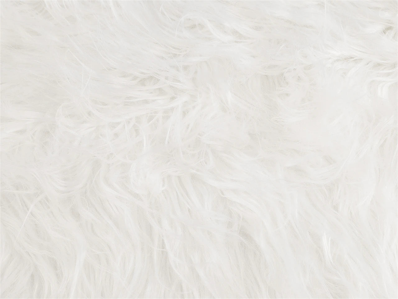 Attēls ar Mākslīgā kažokāda ar ļoti garu pūku - balts 540 g/m² – pieejams Šarlotes audumi