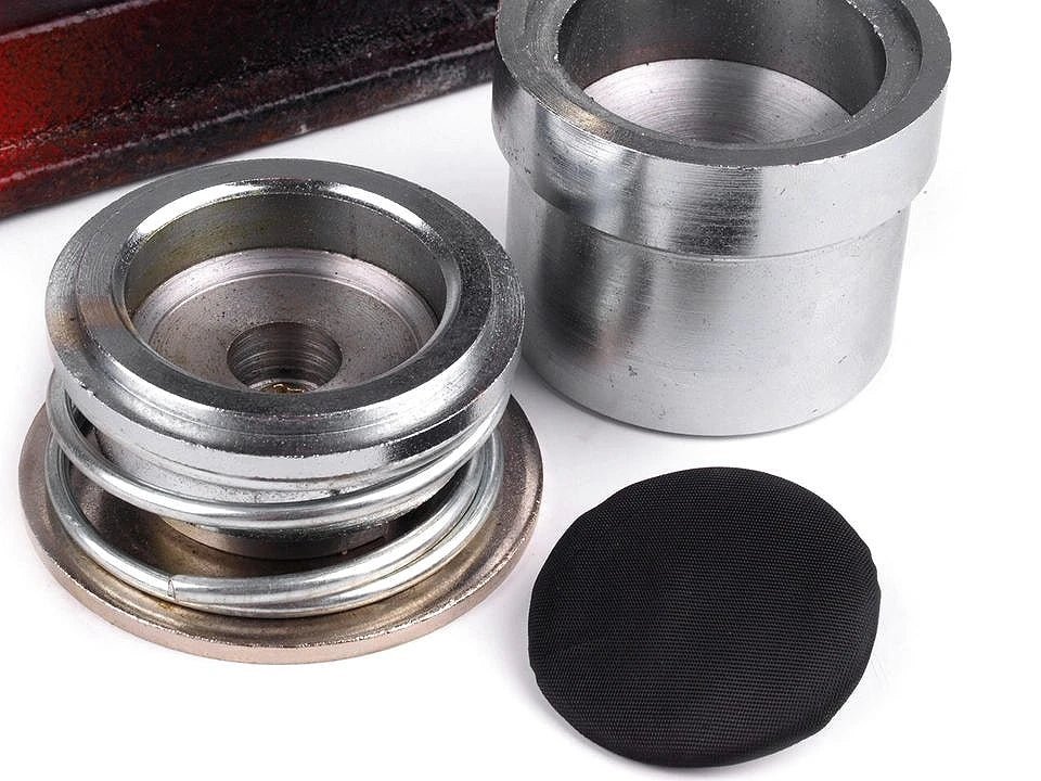Metalinė saga aptraukimui | 38 mm – galima įsigyti internetu Šarlotės audiniai