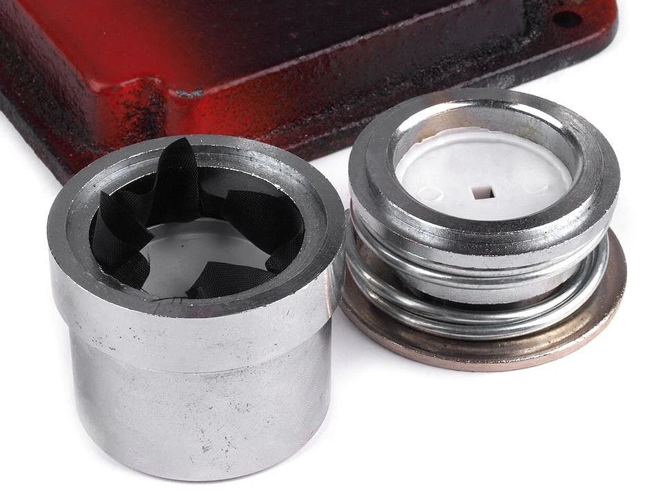 Metalinė saga aptraukimui | 38 mm – galima įsigyti internetu Šarlotės audiniai