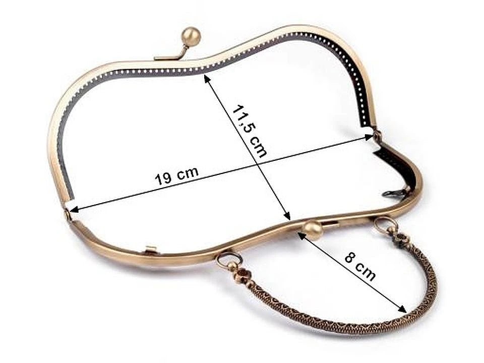 Attēls ar Metāla somiņas rāmis piešūšanai ar rokturi 5 × 8 cm| dažādu toņu – pieejams Šarlotes audumi