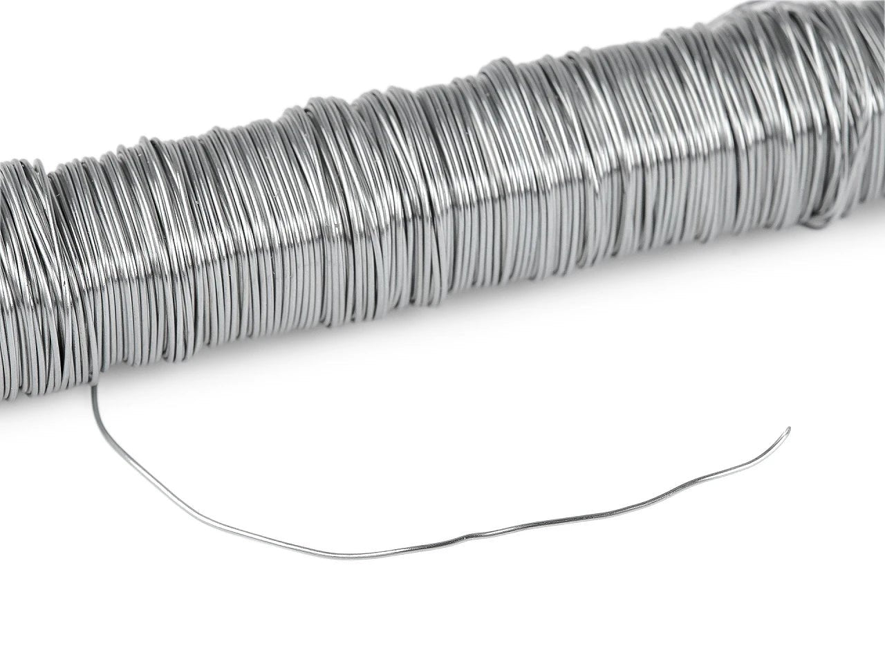 Attēls ar Metāla stieple Ø0,5 mm – 45g – pieejams Šarlotes audumi