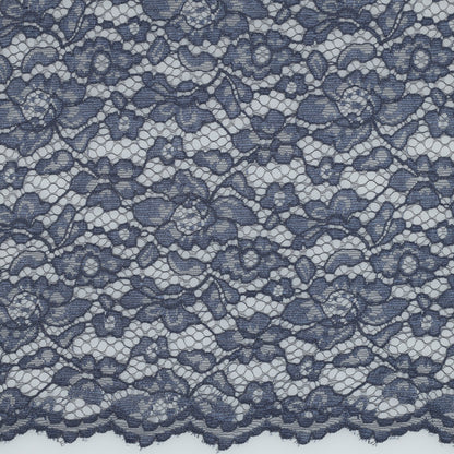 Image avec tissu en dentelle bleu jean 130 g/m² – disponible chez Šarlotes audumi