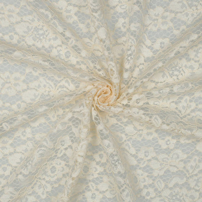 Image avec tissu en dentelle - blanc lait 130 g/m² – disponible chez Šarlotes audumi