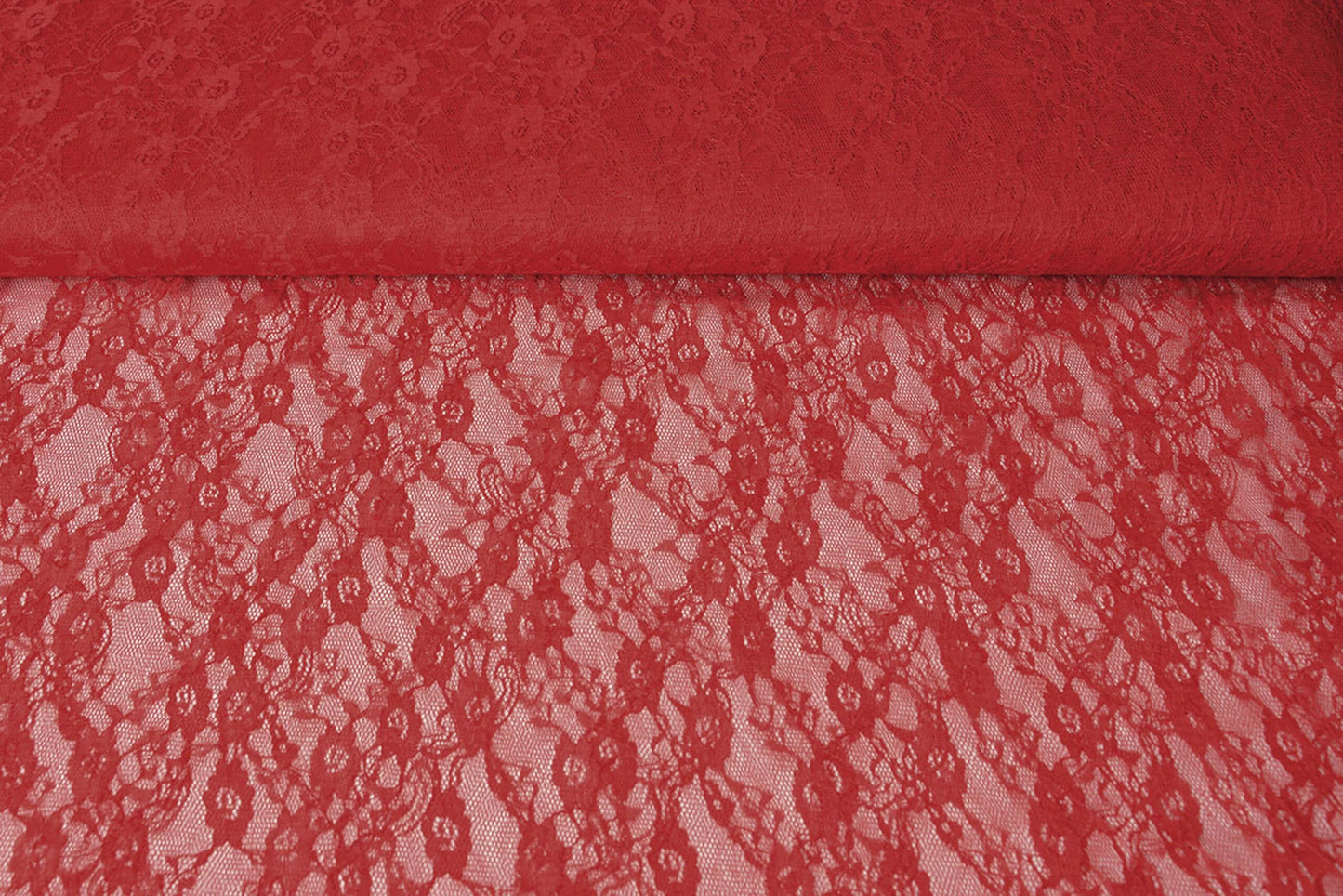 Image du tissu dentelle fin - rouge 50 g/m² – disponible chez Šarlotes audumi