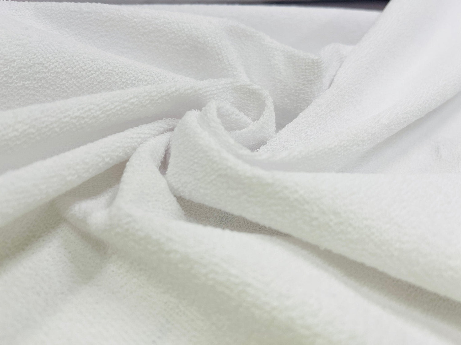 Drėgmei atspari frotinė medžiaga