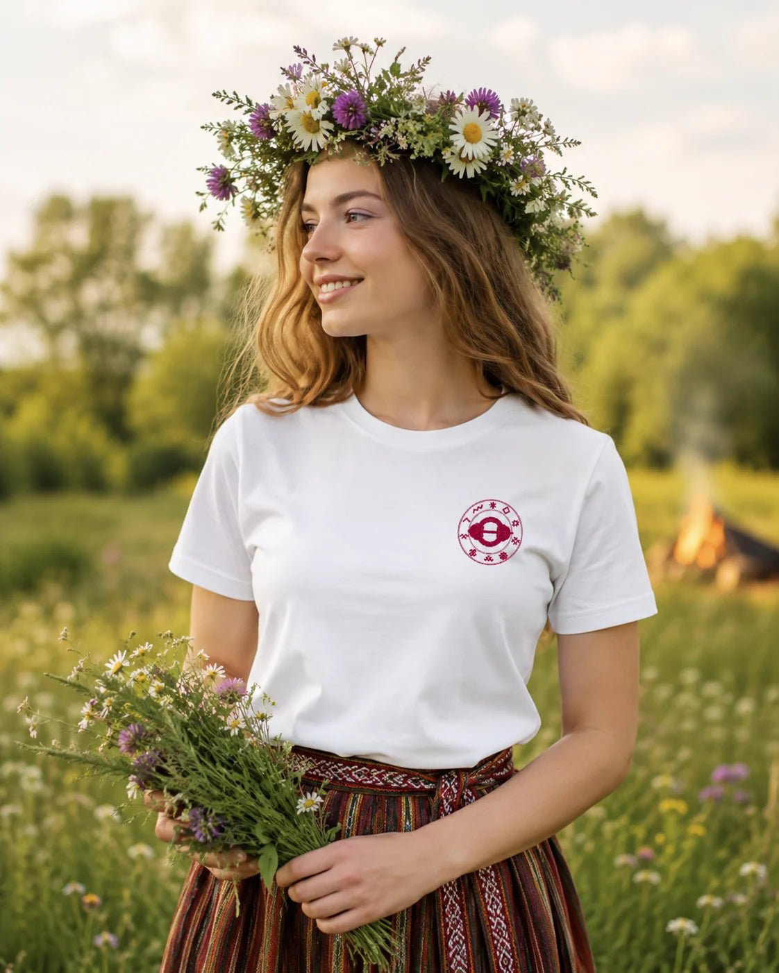 Organic cotton T-shirt "Sakta" – available at Šarlotes audumi