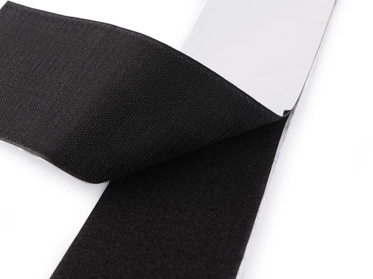 Attēls ar Pašlīmējoša līplente Velcro lenta 10 cm - melna – pieejams Šarlotes audumi