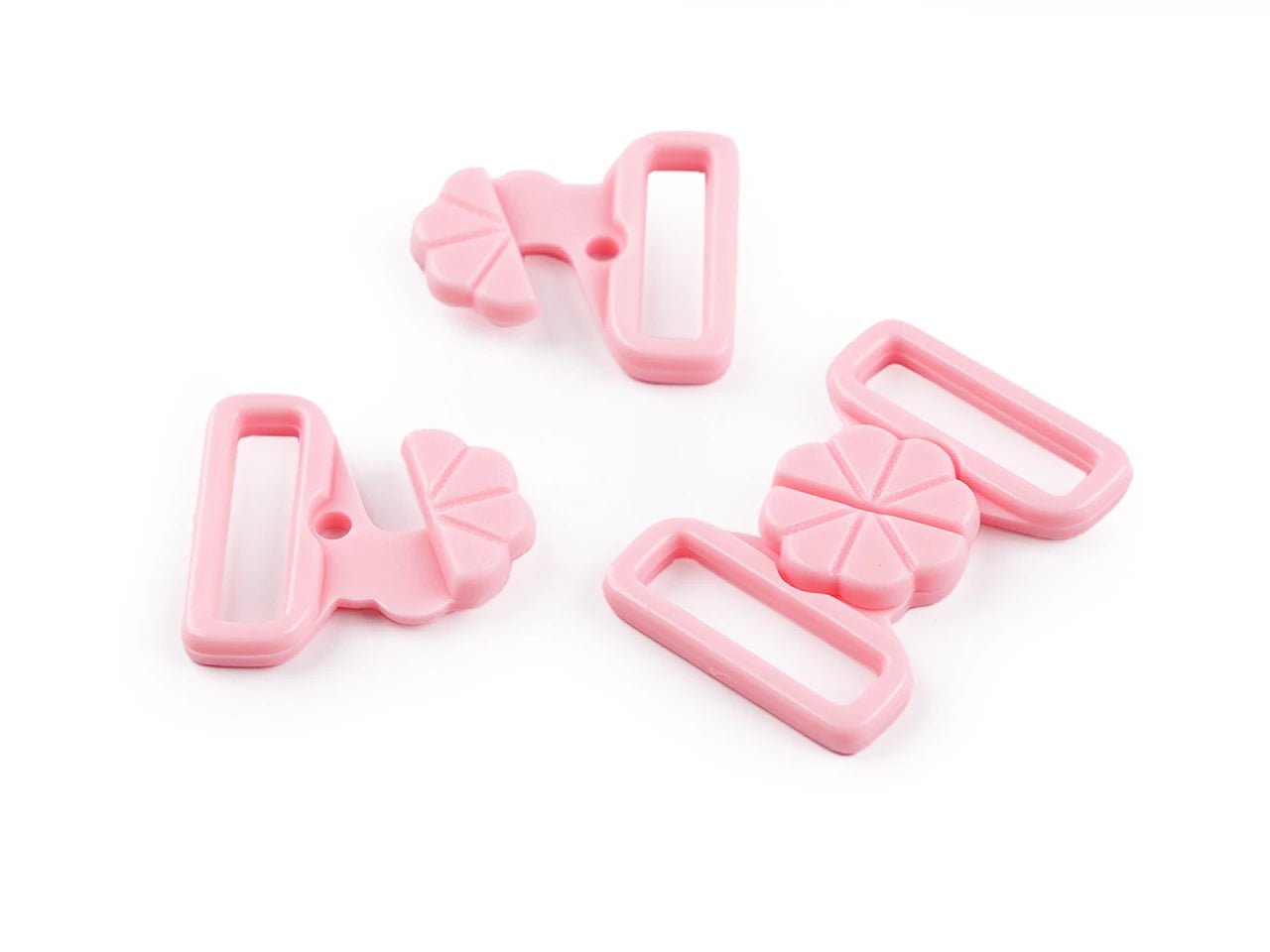 Attēls ar Plastmasas aizdare peldkostīmiem– 17 mm 5.pāri – pieejams Šarlotes audumi