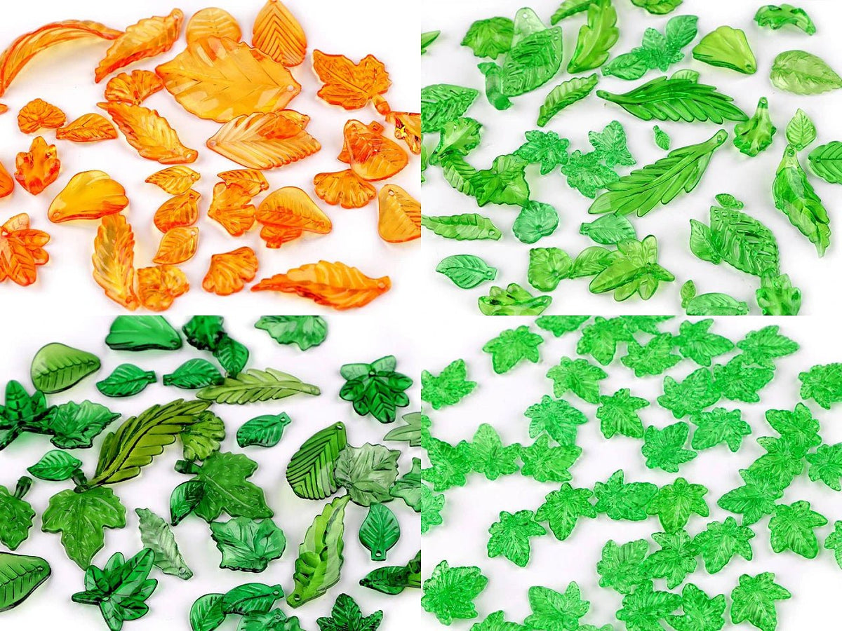 Nuotrauka su plastikiniais lapeliais-karoliukais – įvairių formų ir dydžių MIX – pasiekiama internete Šarlotės audiniai