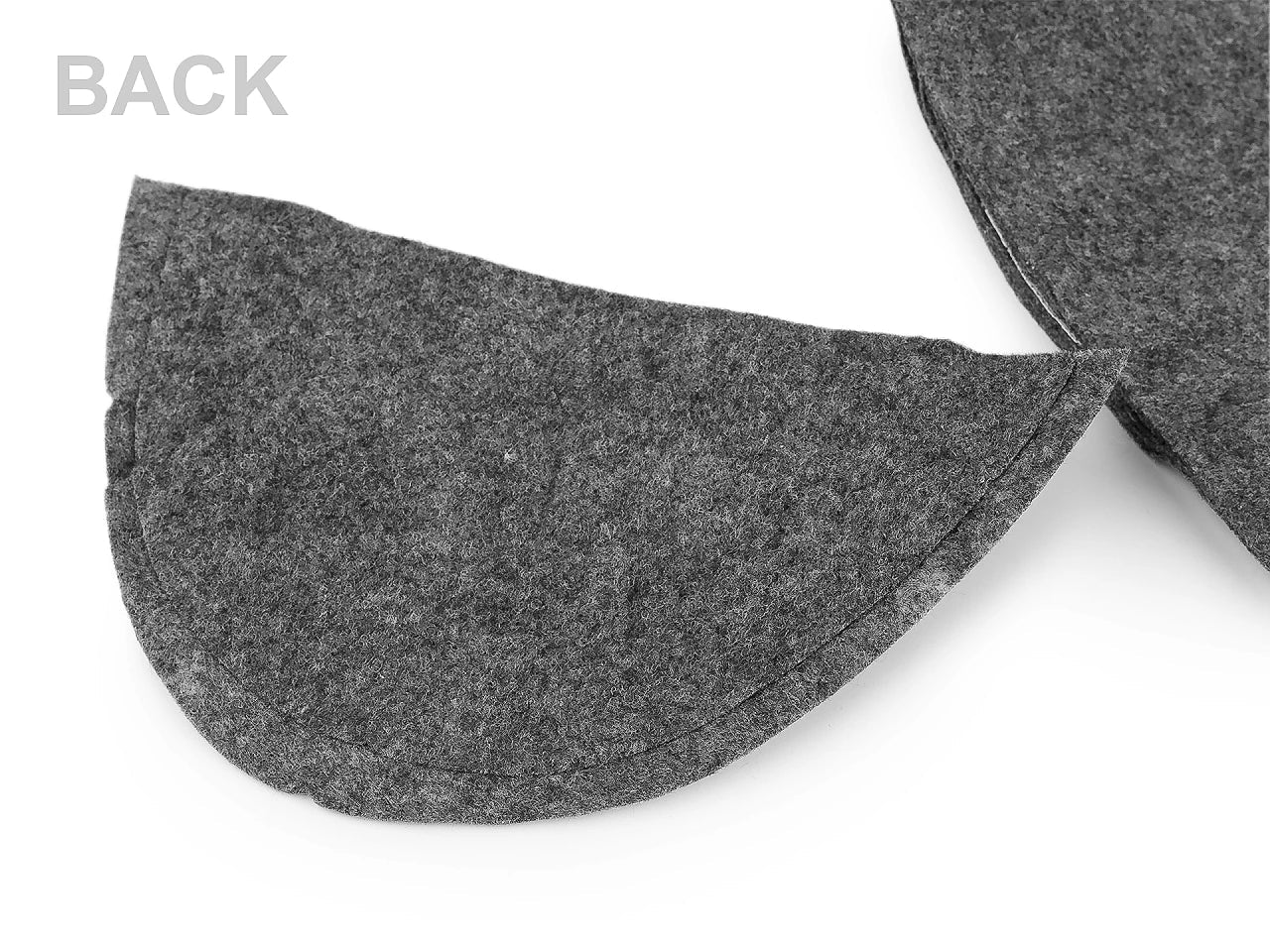 Image avec épaulettes pour vestes et manteaux 12 mm (8 couches) – disponible chez Šarlotes audumi