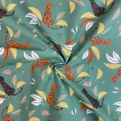 Tissu premium 100 % coton - Léopards tropicaux 115 g/m²