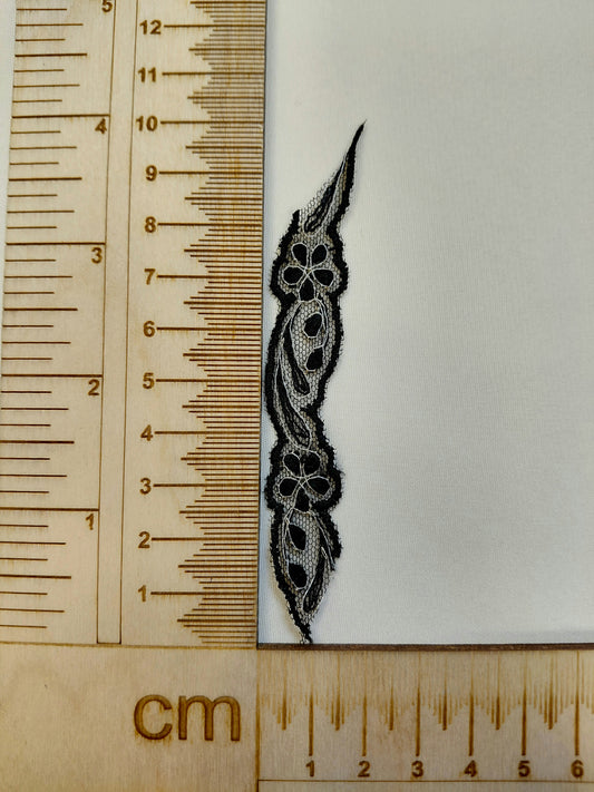 Ielāps/uzšuve  10 x 1,5 cm