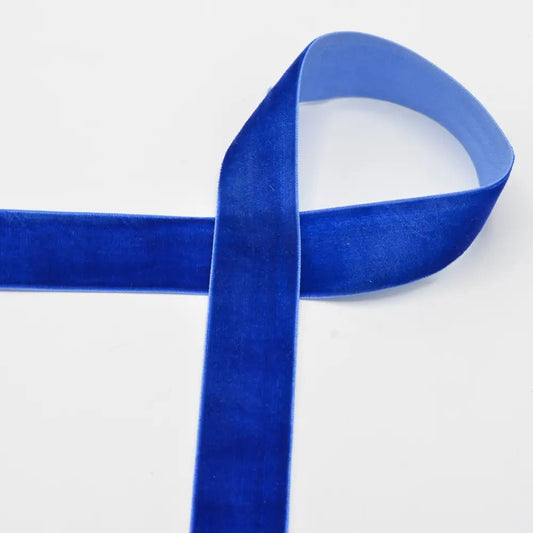 Attēls ar Samta lente 25 mm - rudzupuķu zila – pieejams Šarlotes audumi