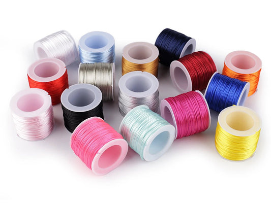 Attēls ar Satīna aukliņa Ø1 mm (30m rullis)|dažādu toņu – pieejams Šarlotes audumi