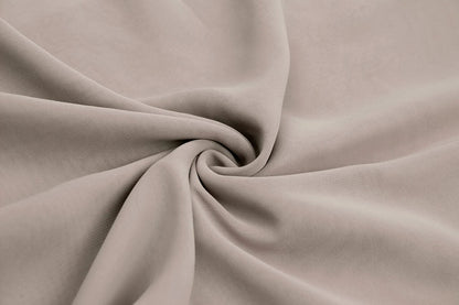 Tissu en mousseline - gris clair | 150 cm | 80 g/m² – disponible chez Šarlotes audumi
