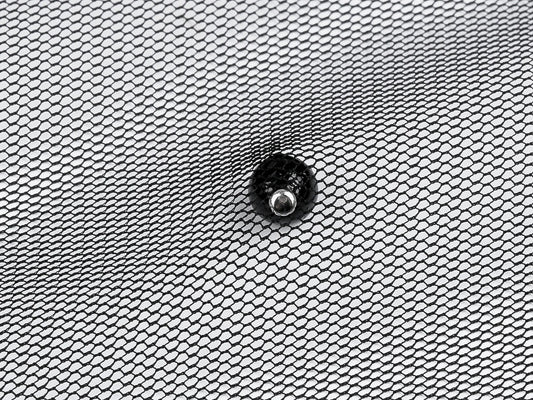 Attēls ar Smalks tills ar pērlēm 36 g/m² - melns – pieejams Šarlotes audumi