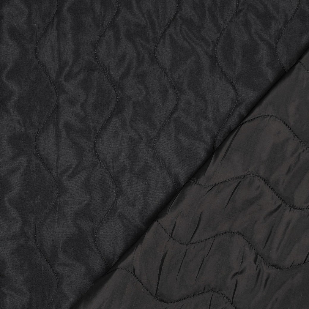 Attēls ar Stepēts audums “Zig Zag” – melns 230 g/m² – pieejams Šarlotes audumi