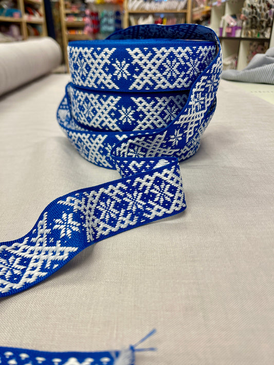 Attēls ar Tautiskā lente, josta 40mm - rudzupuķu zila - LV – pieejams Šarlotes audumi