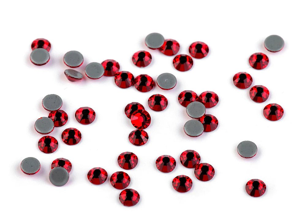 Attēls ar Termo līmējamie kristāli (hotfix),4 mm 2 g – pieejams Šarlotes audumi