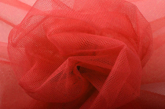 Attēls ar Tills stingrs – sarkans| 100% neilons |20 g/m² 150 cm – pieejams Šarlotes audumi