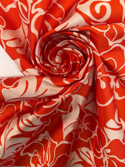 Zīda jacquard - red and beige floral pattern 105 g/m²