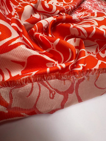 Zigzag jacquard - red and beige floral pattern 105 g/m²