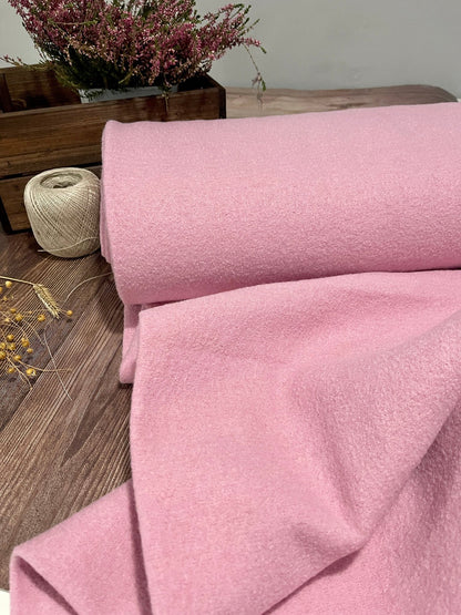 Tissu 100 % laine rose 385 g/m²